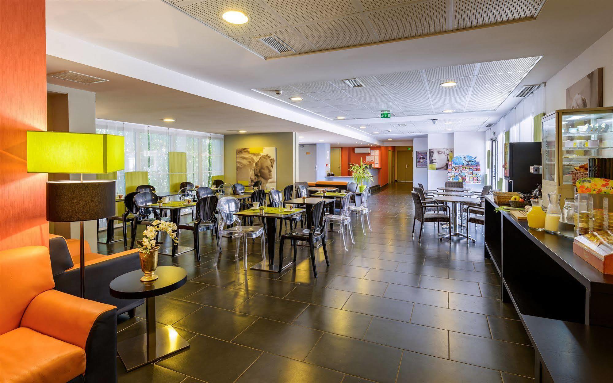 Lagrange Aparthotel Montpellier Millenaire Exterior photo